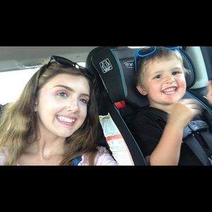 Meet your Posher, Allyson